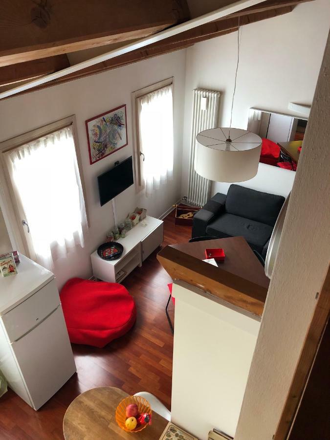 Casa Vacanze Chez La Reine - Holiday Home ヴィチェンツァ エクステリア 写真