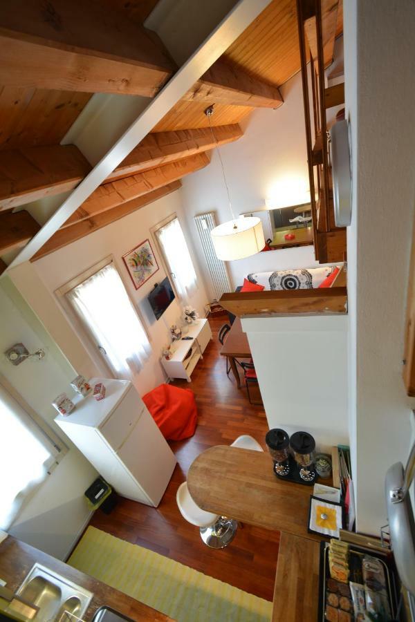 Casa Vacanze Chez La Reine - Holiday Home ヴィチェンツァ エクステリア 写真