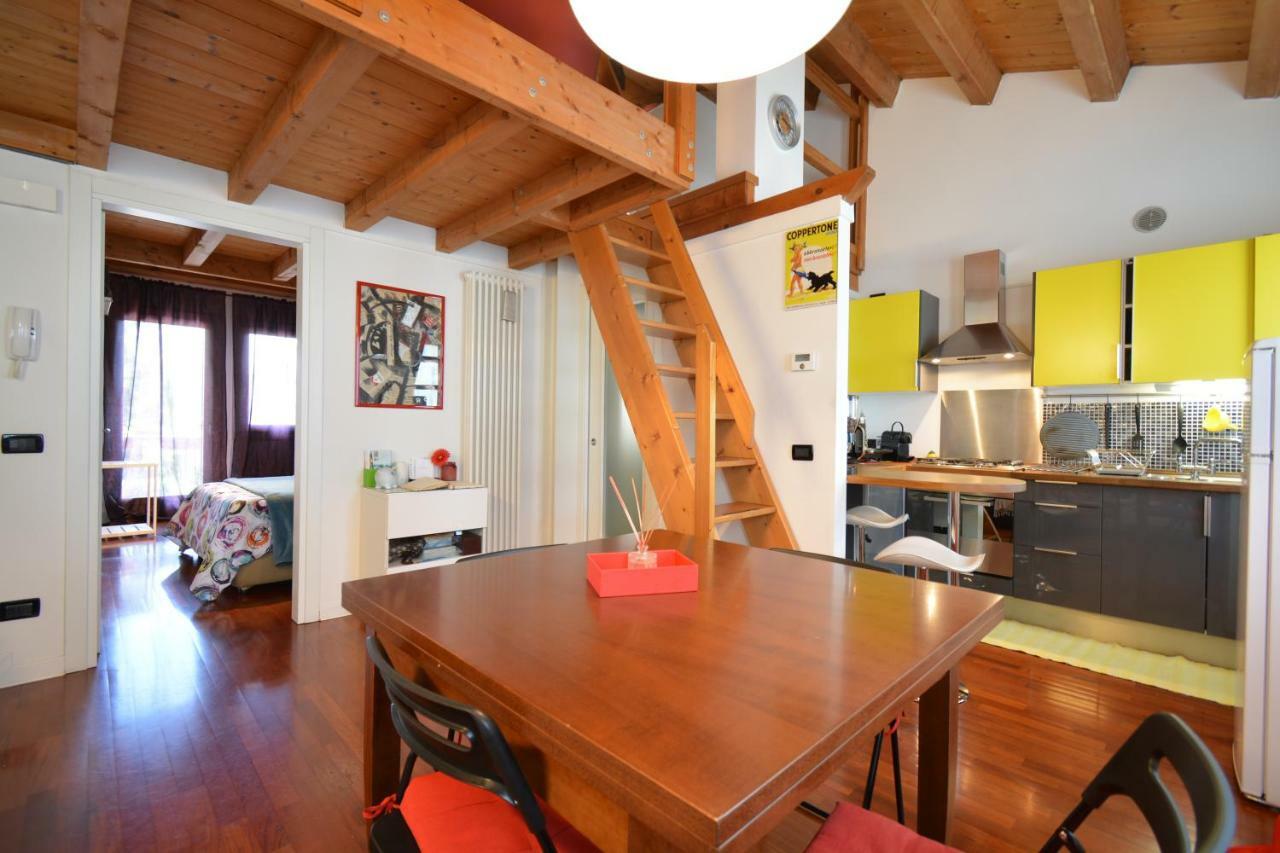 Casa Vacanze Chez La Reine - Holiday Home ヴィチェンツァ エクステリア 写真